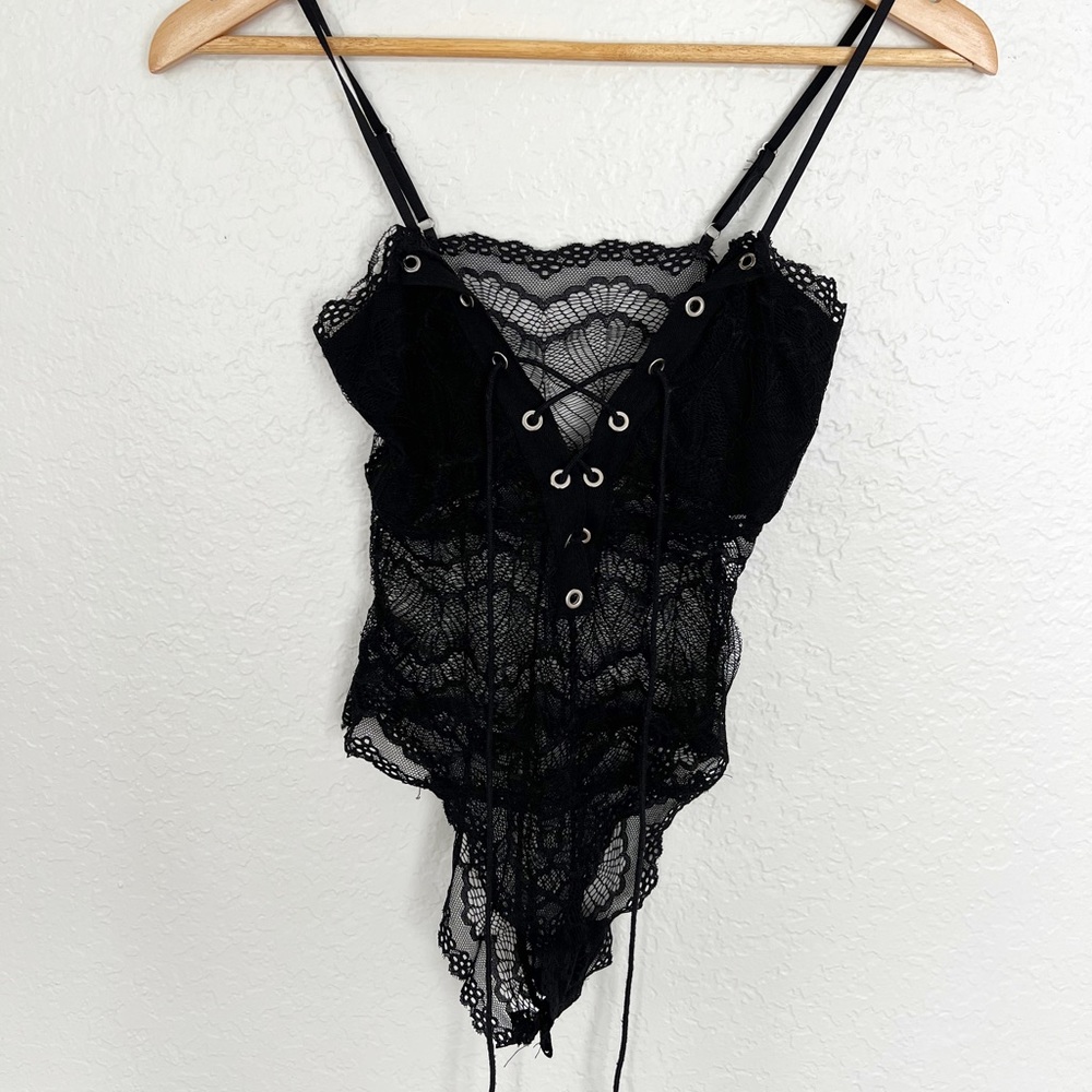 Women’s Lace up Bodysuit